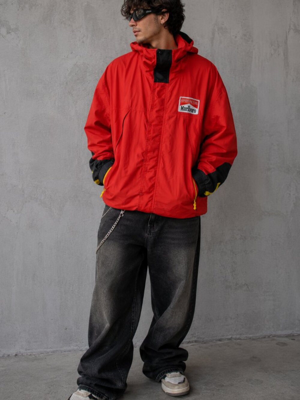 Vintage Marlboro Adventure Team Jacket – Size XL – Red Hooded Windbreaker –